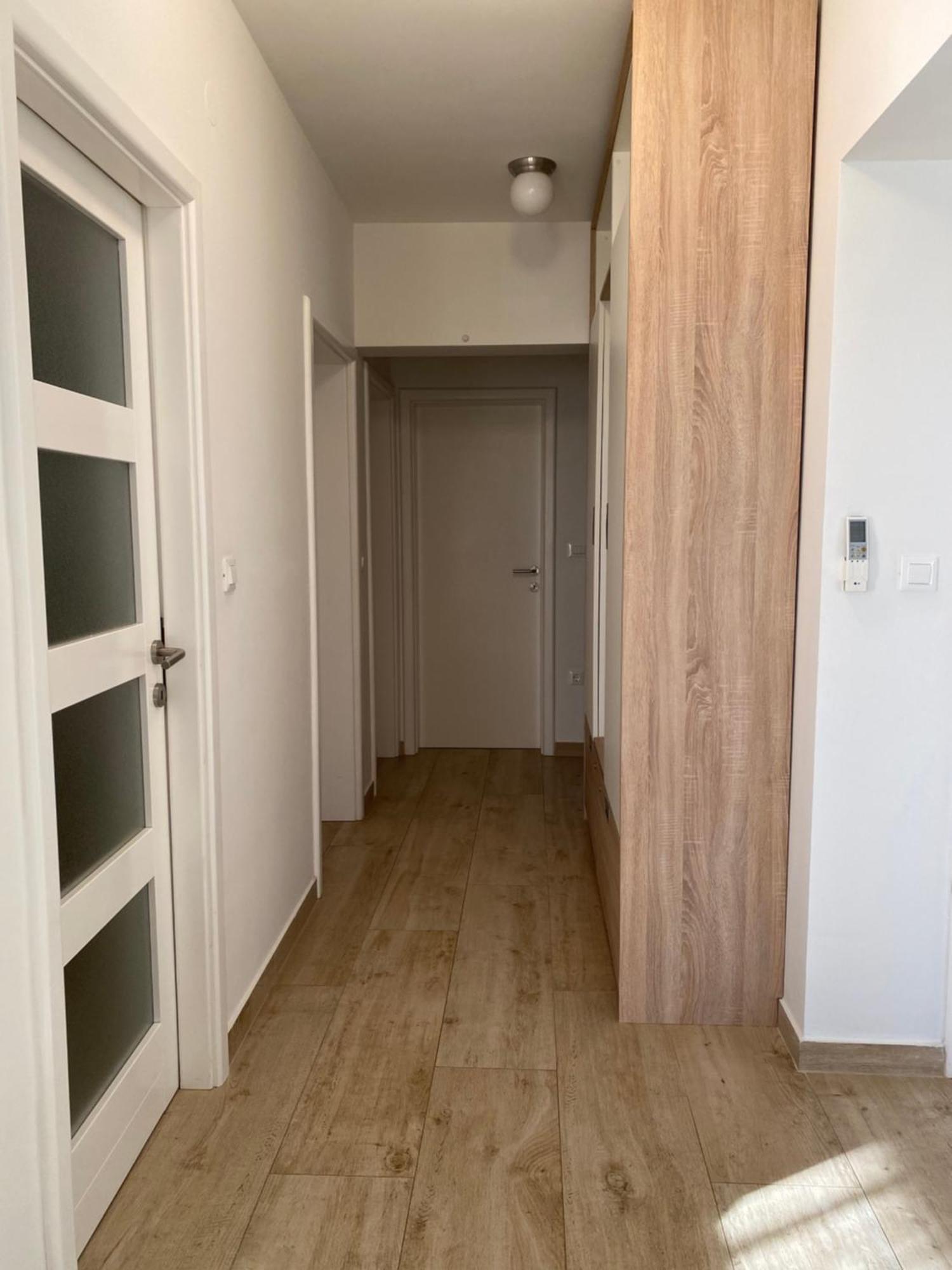 Apartments Carpe Diem Примоштен Номер фото